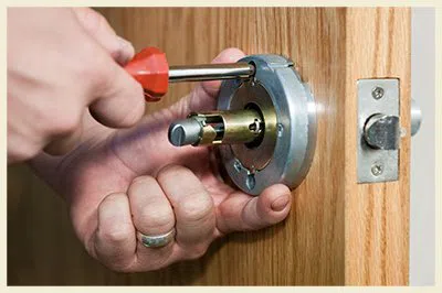 Lake Bluff IL Locksmith Store Lake Bluff, IL 847-448-1790 - 10-residential-lockouts